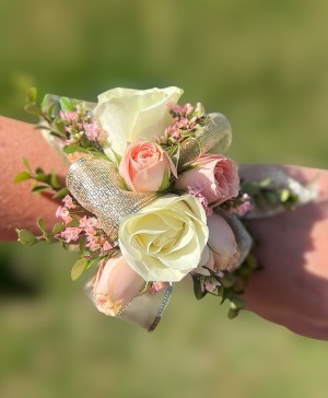 Baby Pinks Corsage 