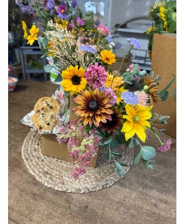 Back to School Box in Klamath Falls, OR | Yarrow in Bloom Back to School Box in Klamath Falls, OR | Yarrow in Bloom