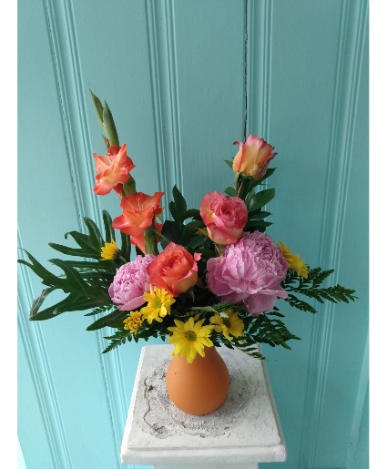 BARBONHEIMER FLOWER ARRANGEMENT