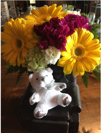 Barca Lounger colorful bouquet  in Celina, TX | Celina Flowers & Gifts
