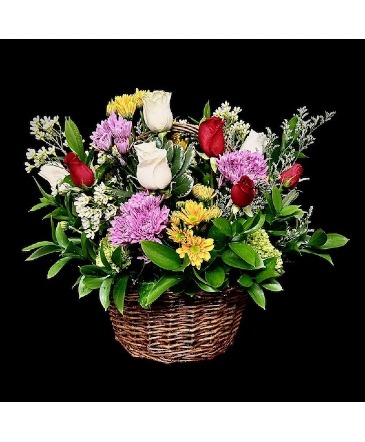 Basket of Blooms Spring Mixed Floral in Plainview, TX | Kan Del's Floral, Candles & Gifts