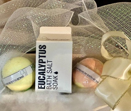 Bath Soak & Bombs All Natural Handmade 3 Pc. Gift Set.