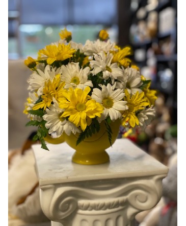 Be Happy Bouquet  in Acworth, GA | Davis Flowers
