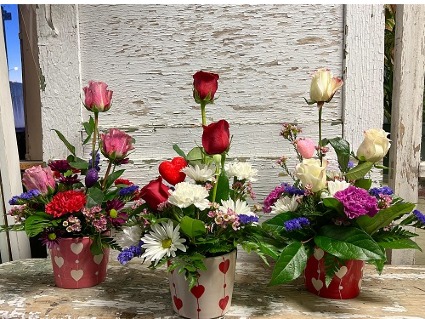 BE MY VALENTINE FLORAL ARRANGEMENT