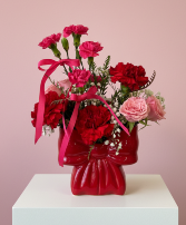 Beau Ties  Vase  in Broadway, Virginia | Evergreen Floral LLC