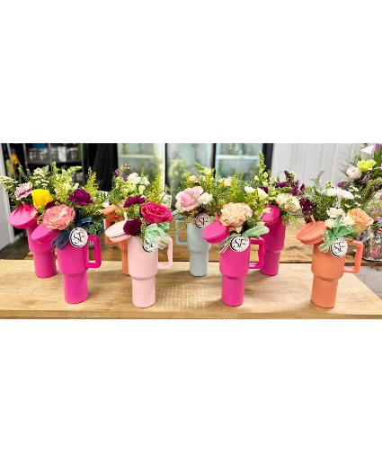 Beautiful Admin Special Bouquet and Tumbler