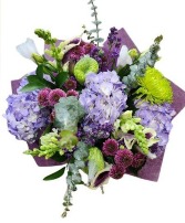 Beautiful Mother's Day Cut Flowers- Deluxe No Vase
