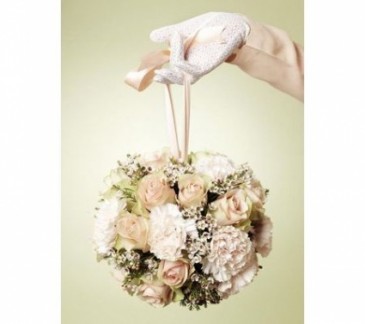 Beautiful Vintage Pomander Bouquet