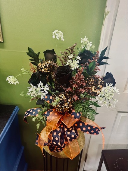 Beauty in black Halloween