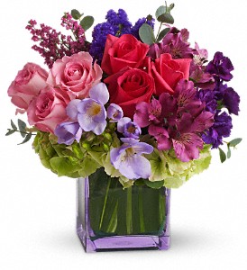 BEAUTY IN COLOR Vase Arrangement