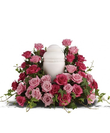 Bed of Pink Roses  in Arlington, TX | Pantego Florist & Gifts
