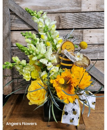 Bee Happy!  Fresh Floral Arrangement in Carlsbad, NM | Angee's Flowers