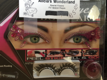 Bella blush Eye decor