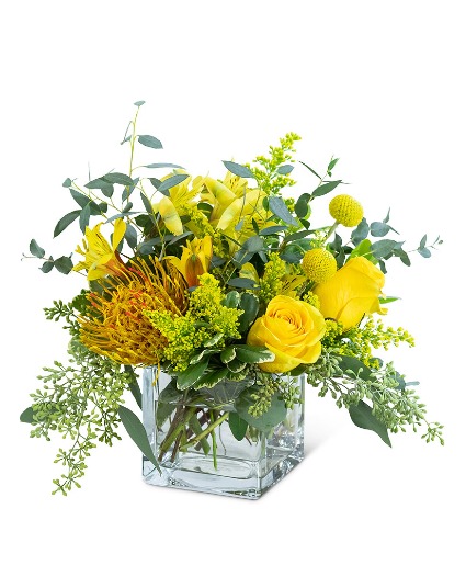 Belle De Jour Flower Arrangement