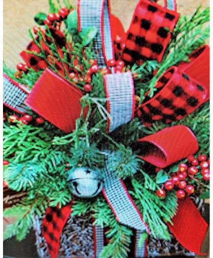 BELLS, BERRIES & BOWS Loooong lasting arrangement