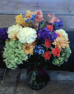 Berkshire Grace Vase Arrangement in North Adams, MA | MOUNT WILLIAMS GREENHOUSES INC Berkshire Grace Vase Arrangement in North Adams, MA | MOUNT WILLIAMS GREENHOUSES INC
