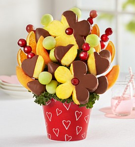 BERRY CUTE WITH CHOCOLATE VALENTINE'S 
