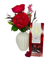 BERRY HEARTS BUD VASE Gift Set