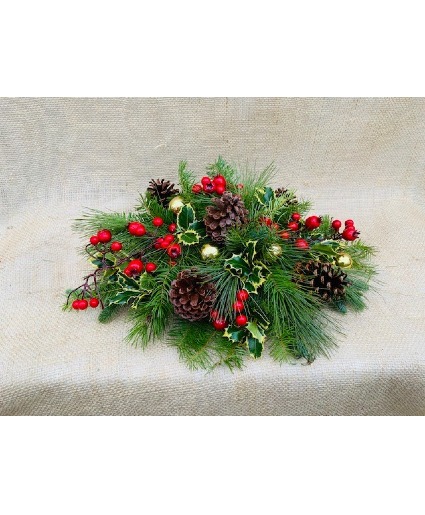 Berry Merry Christmas Fresh Table Centerpiece