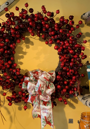 Berry Wreath Holiday Silk