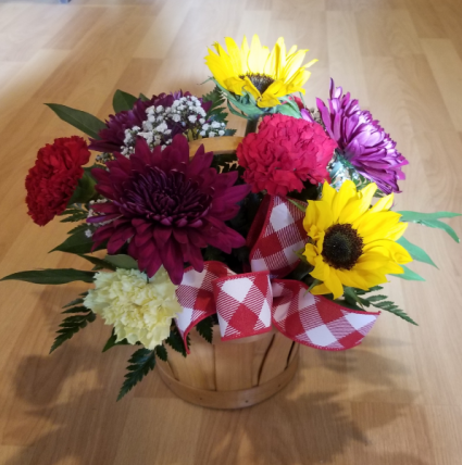 Best Mom Ever Basket Fresh flower arrangement