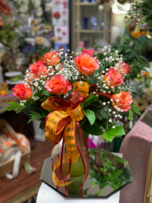 Bi-color orange roses Arrangement 