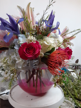 bible bowl with any color bubbles with flowers different but makes a statement