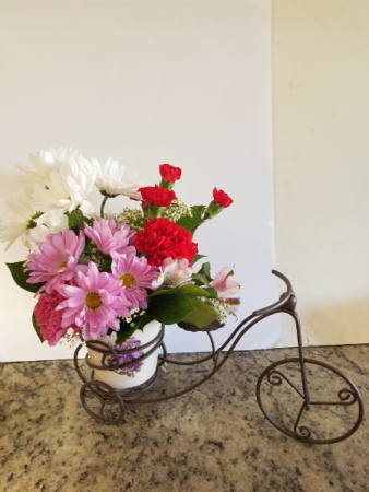 Bicycle planter Fresh cut flowers