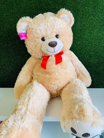 BIG TEDDY BEAR