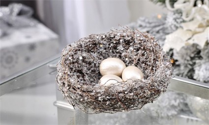 Bird Nest Design Clip On Ornament Gift Item