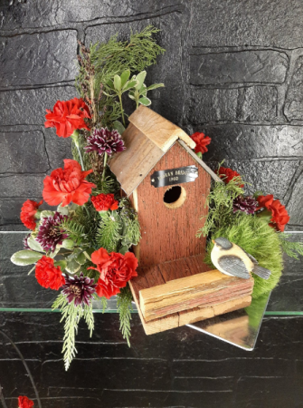 Birdhouse You can also bring your own birdhouse/ item and we can create around it