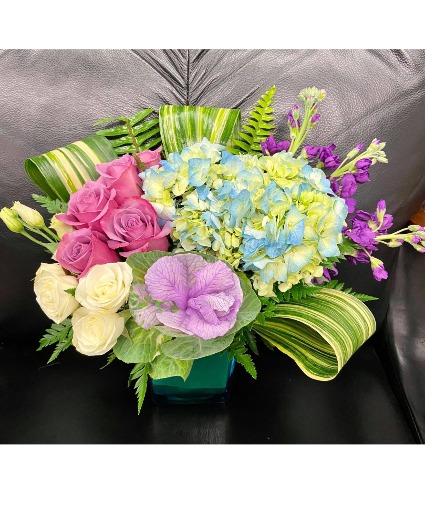 Blissful Beauty Cube arrangement 