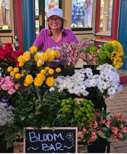 Bloom Bar Assortment of Blooms and Greenery