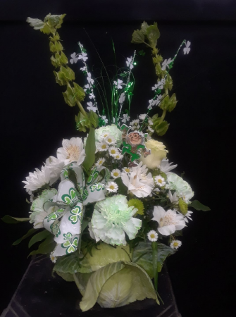 Bloomin' Cabbage Holiday Arrangement