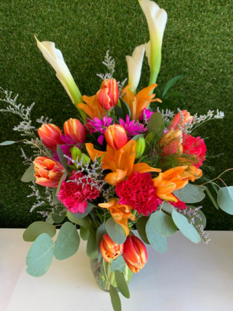 Blooming Arrangement  in Tamarac, FL | Ellie Flowers & Coffee Shop