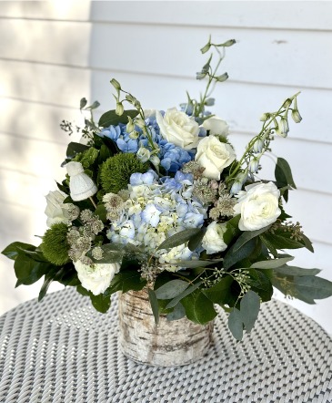 Blue and White Bliss  in Arnaudville, LA | Miller House of Flowers