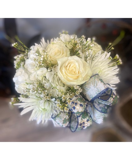 Blue and white delight Christmas arrangement