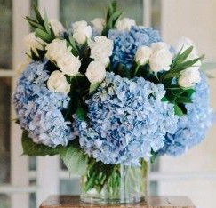 Blue and White ELEGANT MIXTURE OF FLOWERS