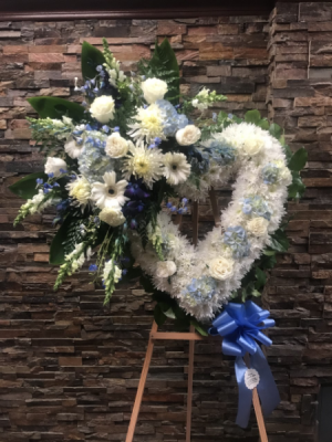 36" BLUE AND WHITE OPEN HEART W/CLUSTER STANDING FUNERAL PC ON A 6' STAND