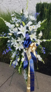 Blue and White Tribute Spray 