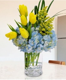 Blue And Yellow Centerpiece Reception Flowers