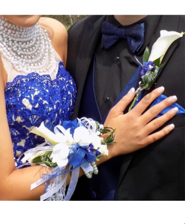 Blue Corsage Set   in Ozone Park, NY | Heavenly Florist