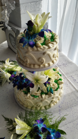 Blue Dendrobium orchids & white lilies Cake Flowers