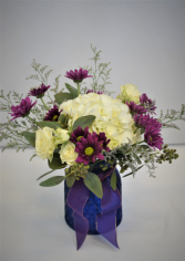 BLUE GLASS RADIANCE FRESH FLOWERS VASED