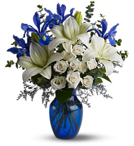 Blue Horizons                   TFWEB488 vase arrangement