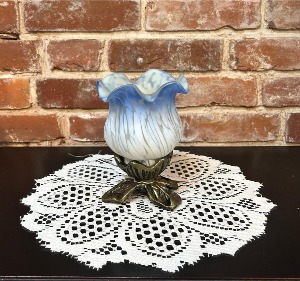 Blue & White Glass Flower Accent Lamp