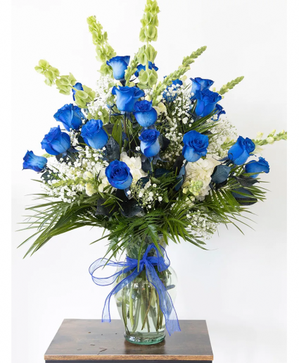 “Blue Yulieth” 25 blue roses 