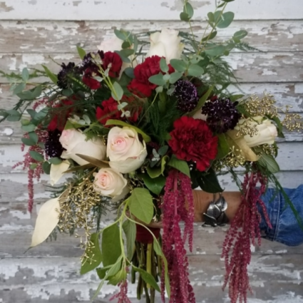 blush and burgundy bouquet