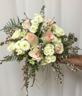 Blush Bouquet Freestyle Handheld