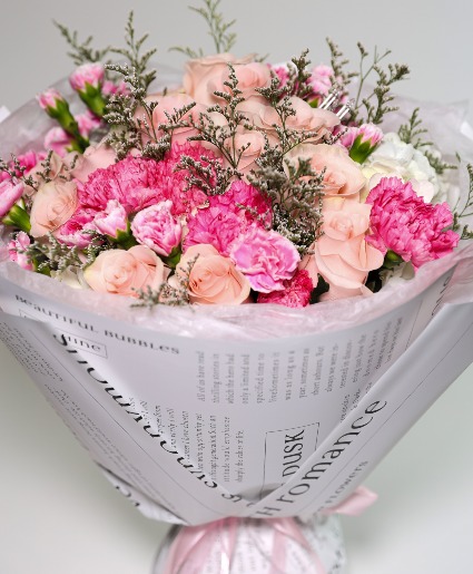 Blush Cloud Hand Tide Bouquet